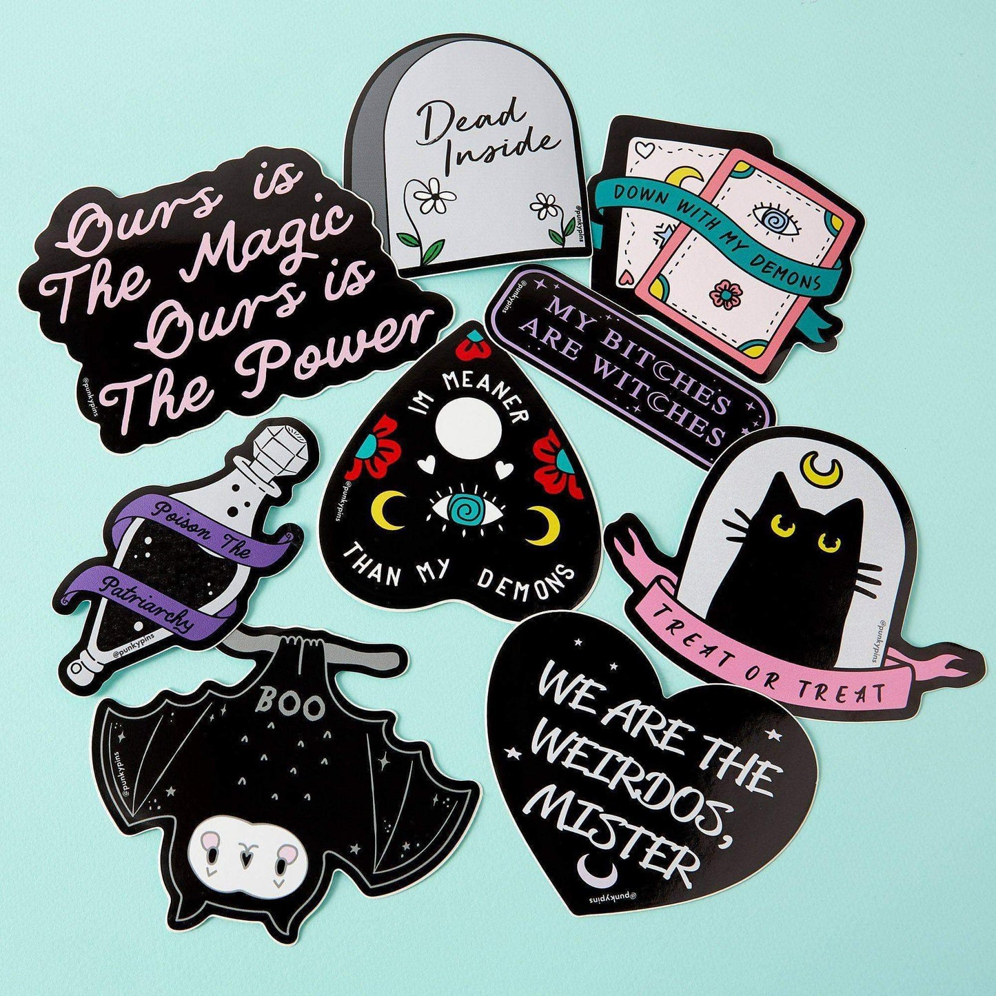Punky Pins - Autocollant pour ordinateur portable My Bitches Are Witches