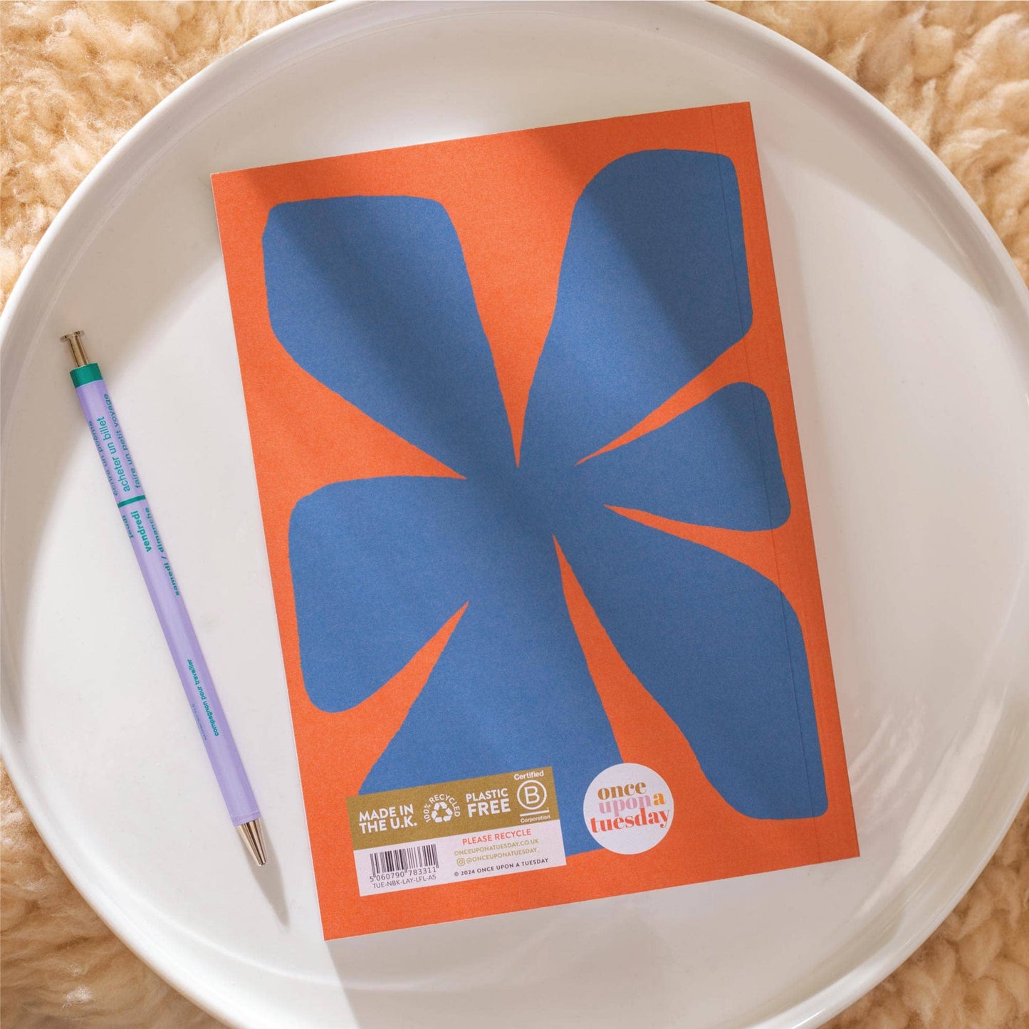 Good Tuesday (Once Upon a Tuesday) - Carnet plat A5 | Les Fleur | ligné