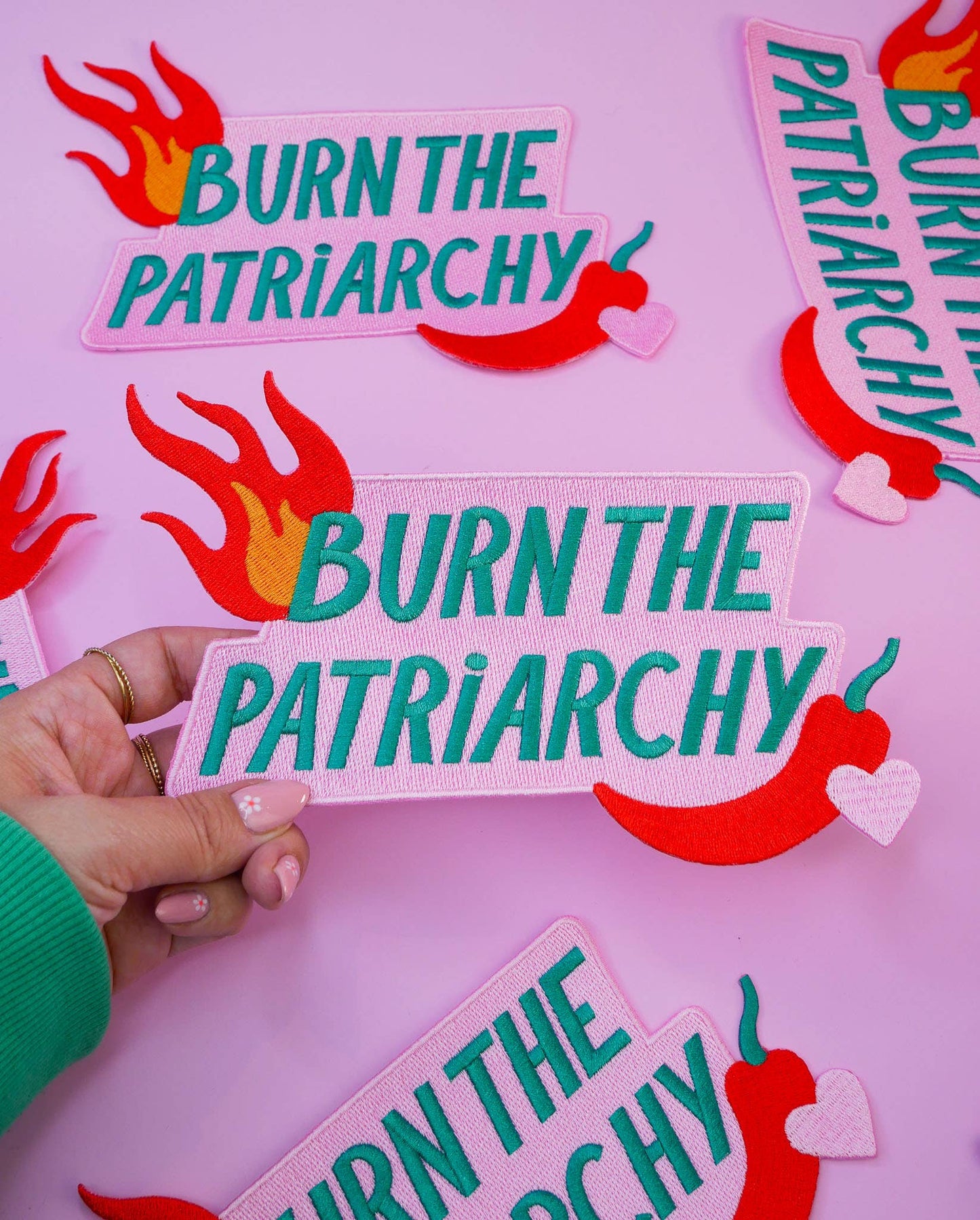 MALICIEUSE - Patch Thermocollant Burn the Patriarchy XL