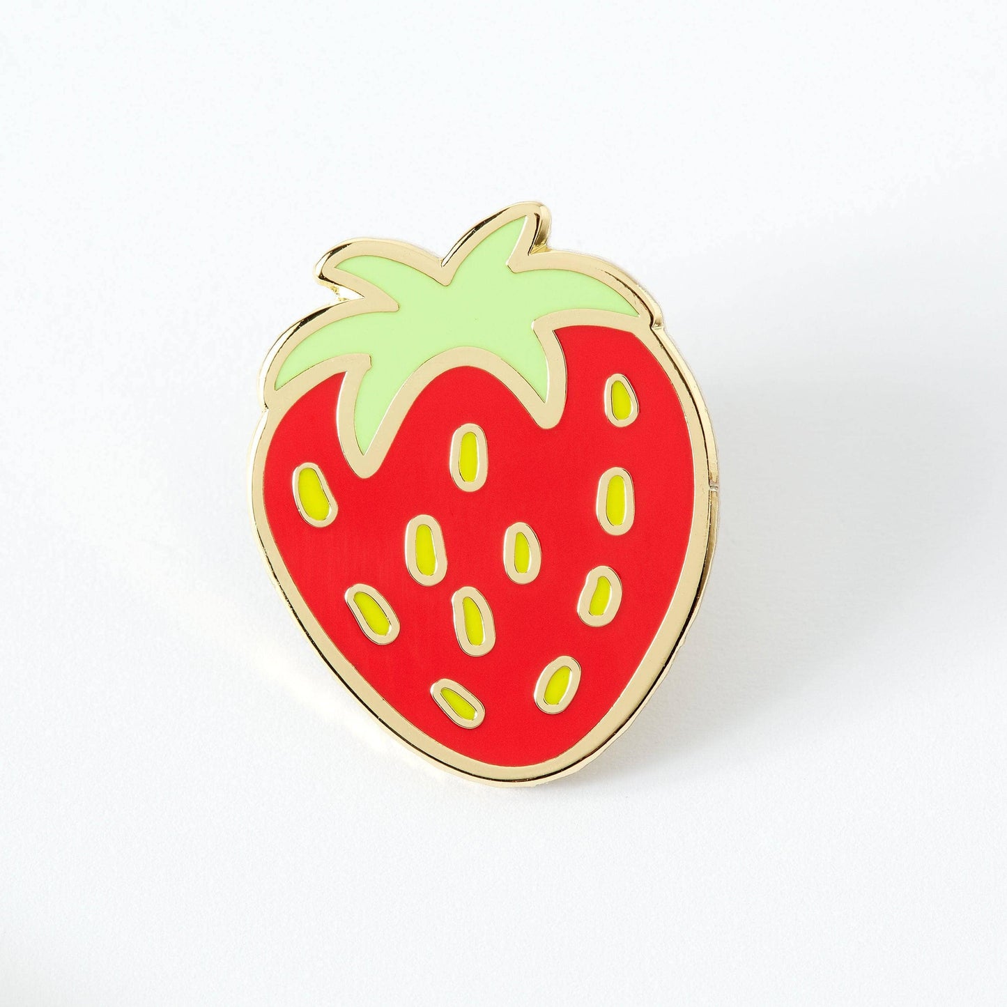 Punky Pins - Épingle en émail fraise