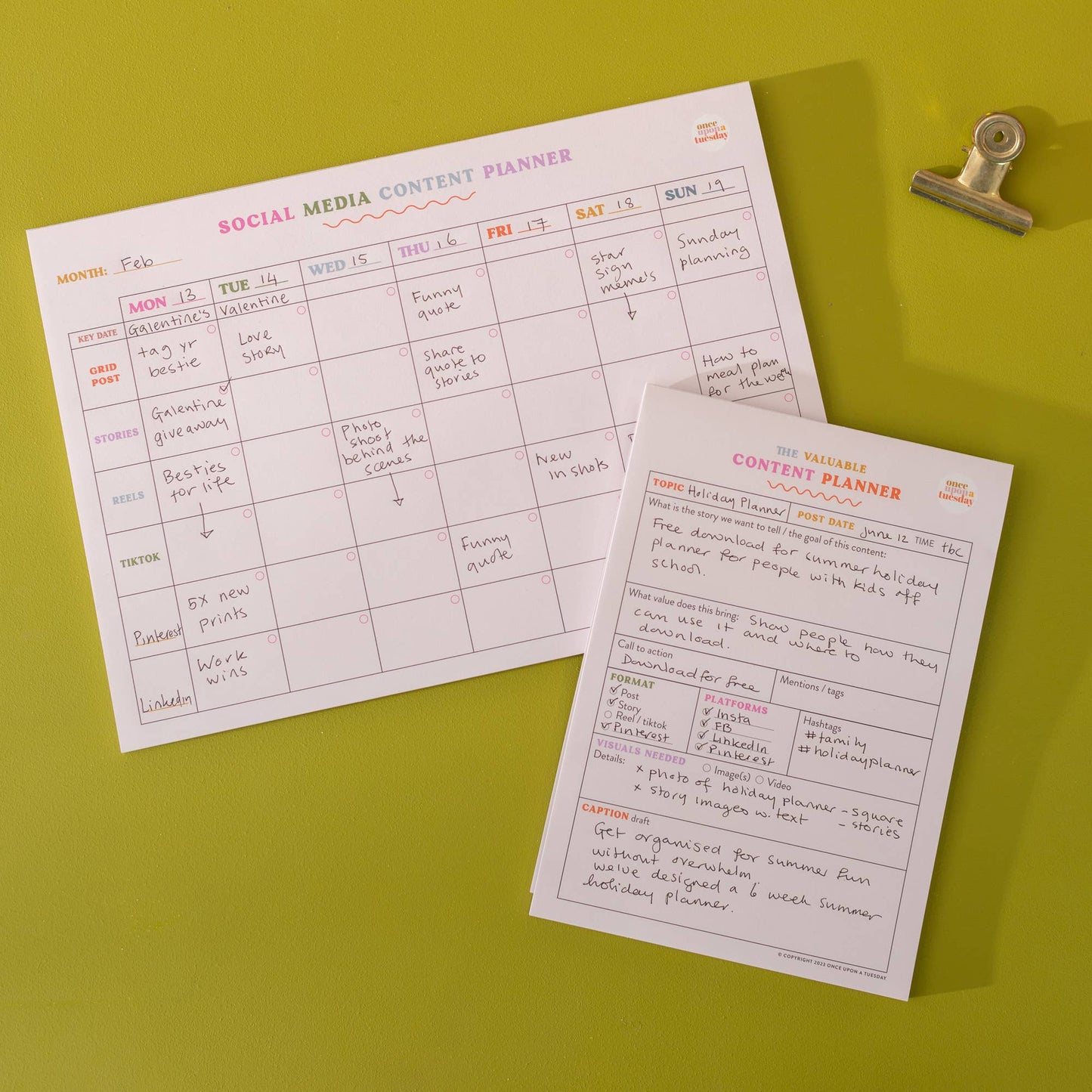 Good Tuesday (Once Upon a Tuesday) - Carnet de planification de contenu pour réseaux sociaux | A5 | Coloré