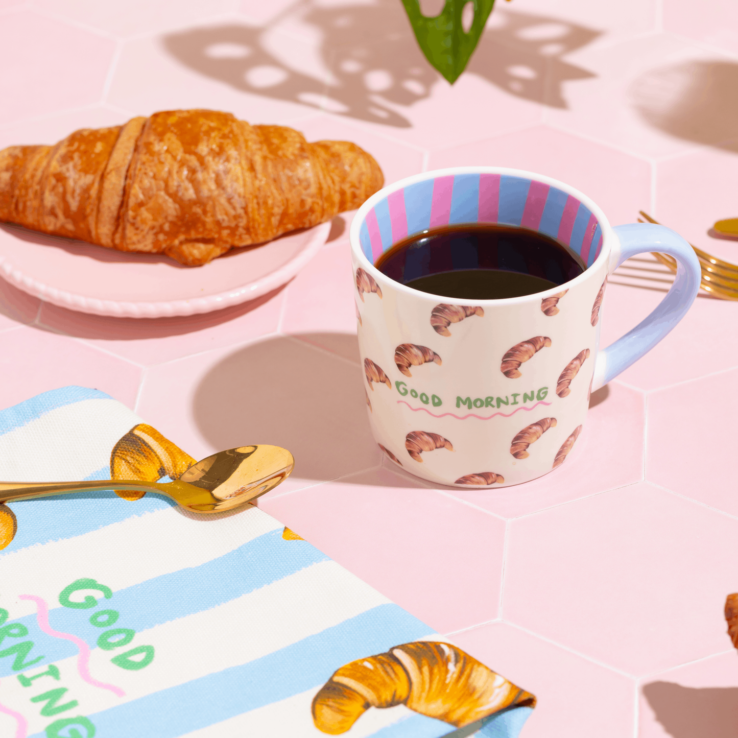 Eleanor Bowmer - Mug Croissant Bonjour